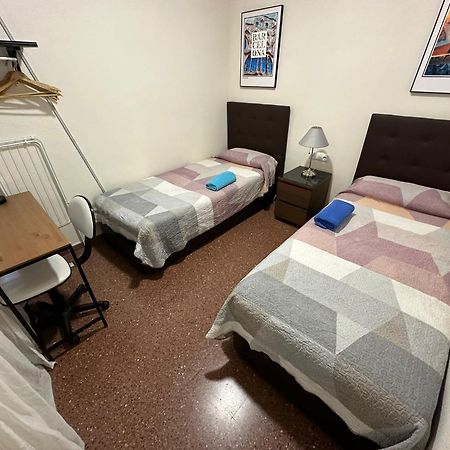 Rooms Viladomat Барселона Экстерьер фото