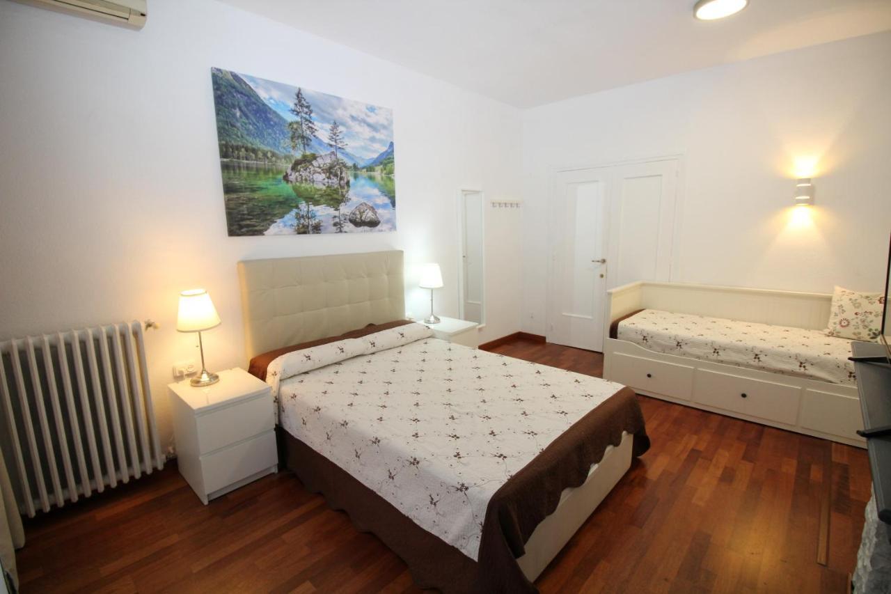 Rooms Viladomat Барселона Экстерьер фото