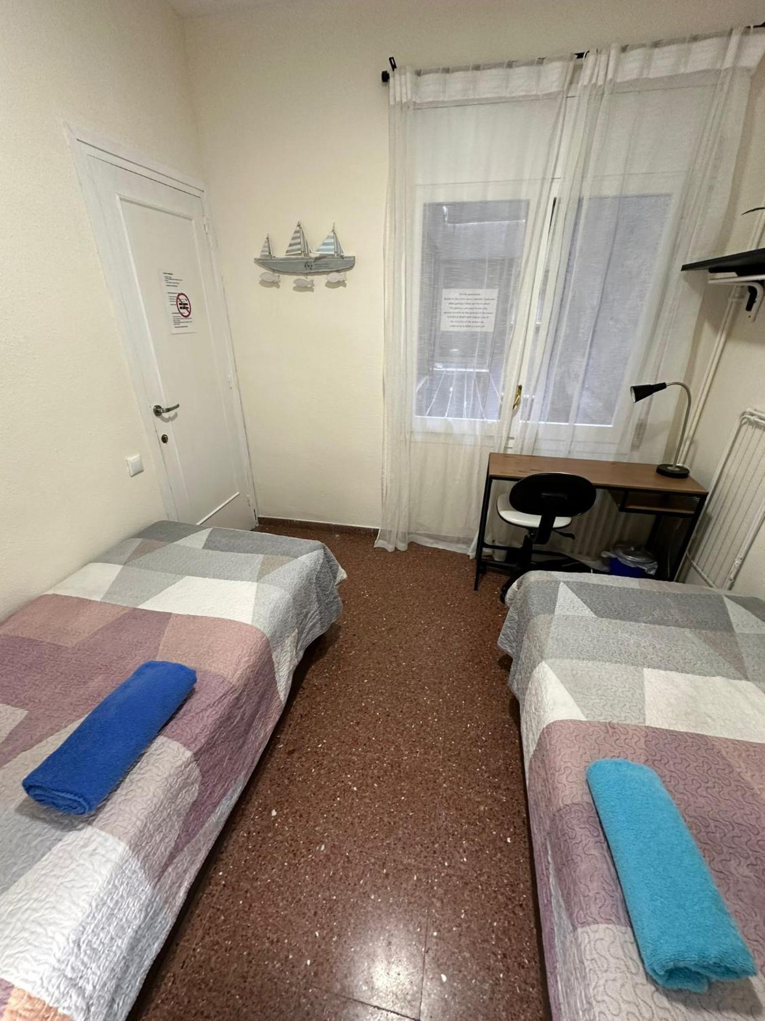 Rooms Viladomat Барселона Экстерьер фото