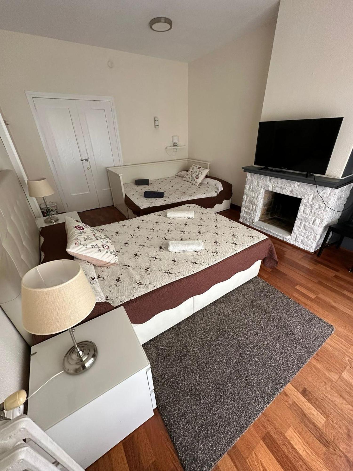 Rooms Viladomat Барселона Экстерьер фото