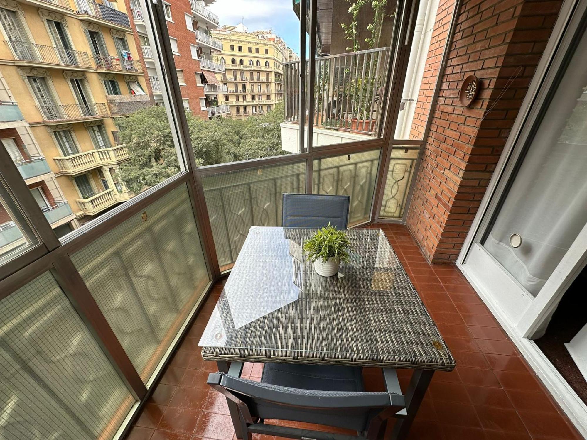 Rooms Viladomat Барселона Экстерьер фото